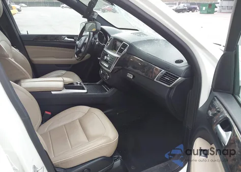 2012 Mercedes-Benz Ml 350 4Matic z USA, uszkodzony, nr VIN 4JGDA5HB5CA018392